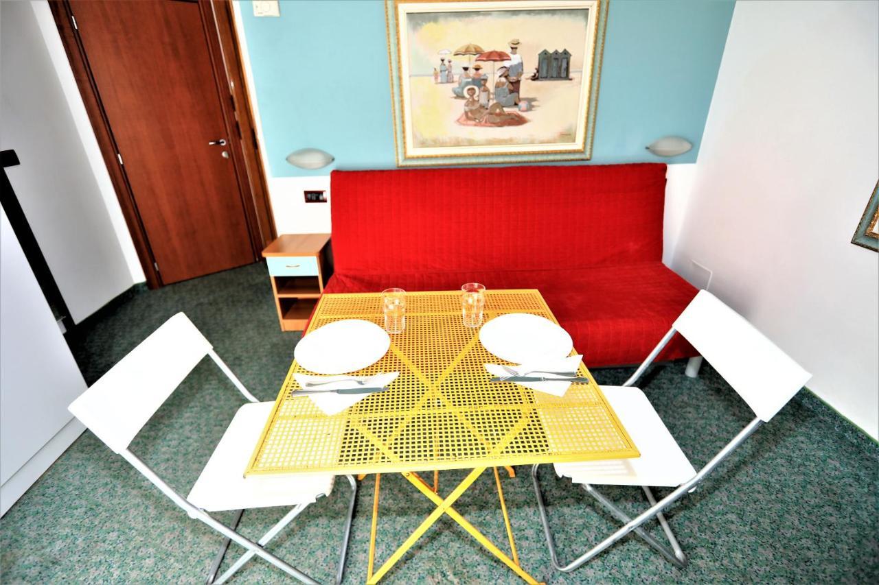 Aparthotel &