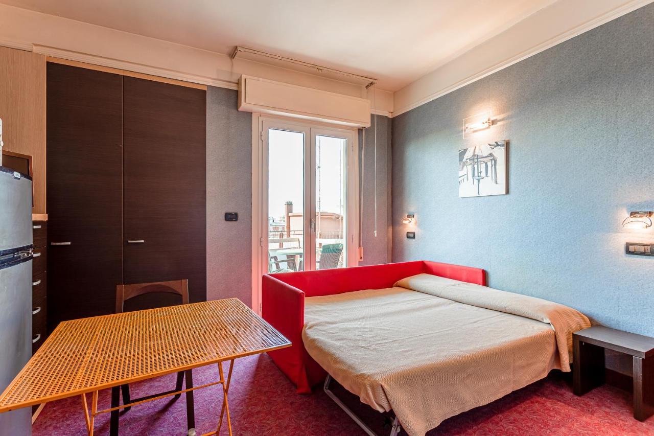 Apart-hotel & 3*
