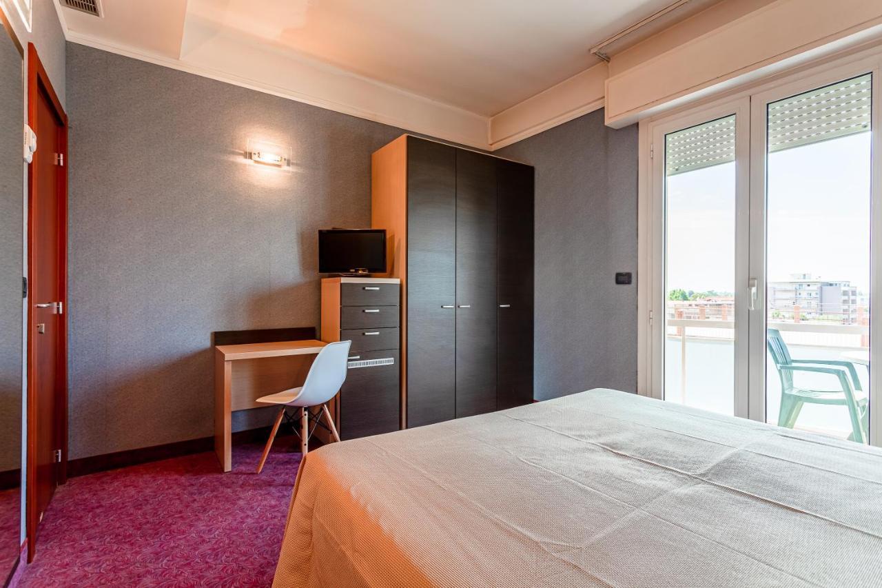 Apart-hotel & 3*