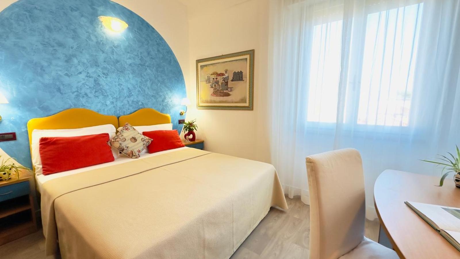& Apart-hotel 3*