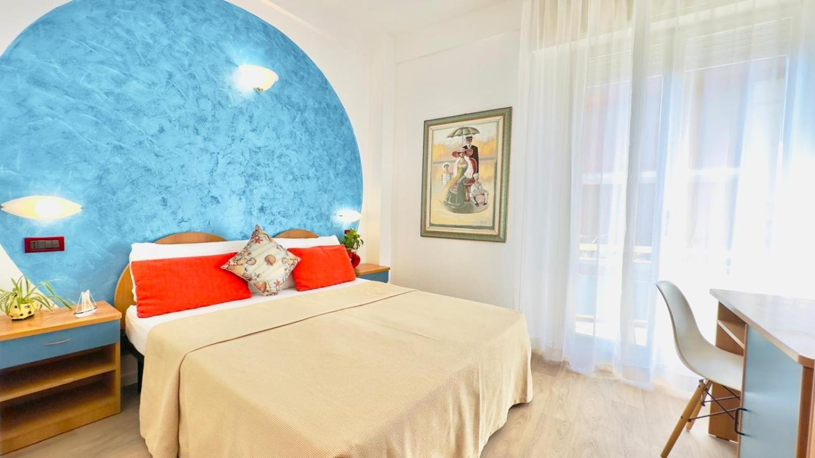 Apart-hotel & 3*