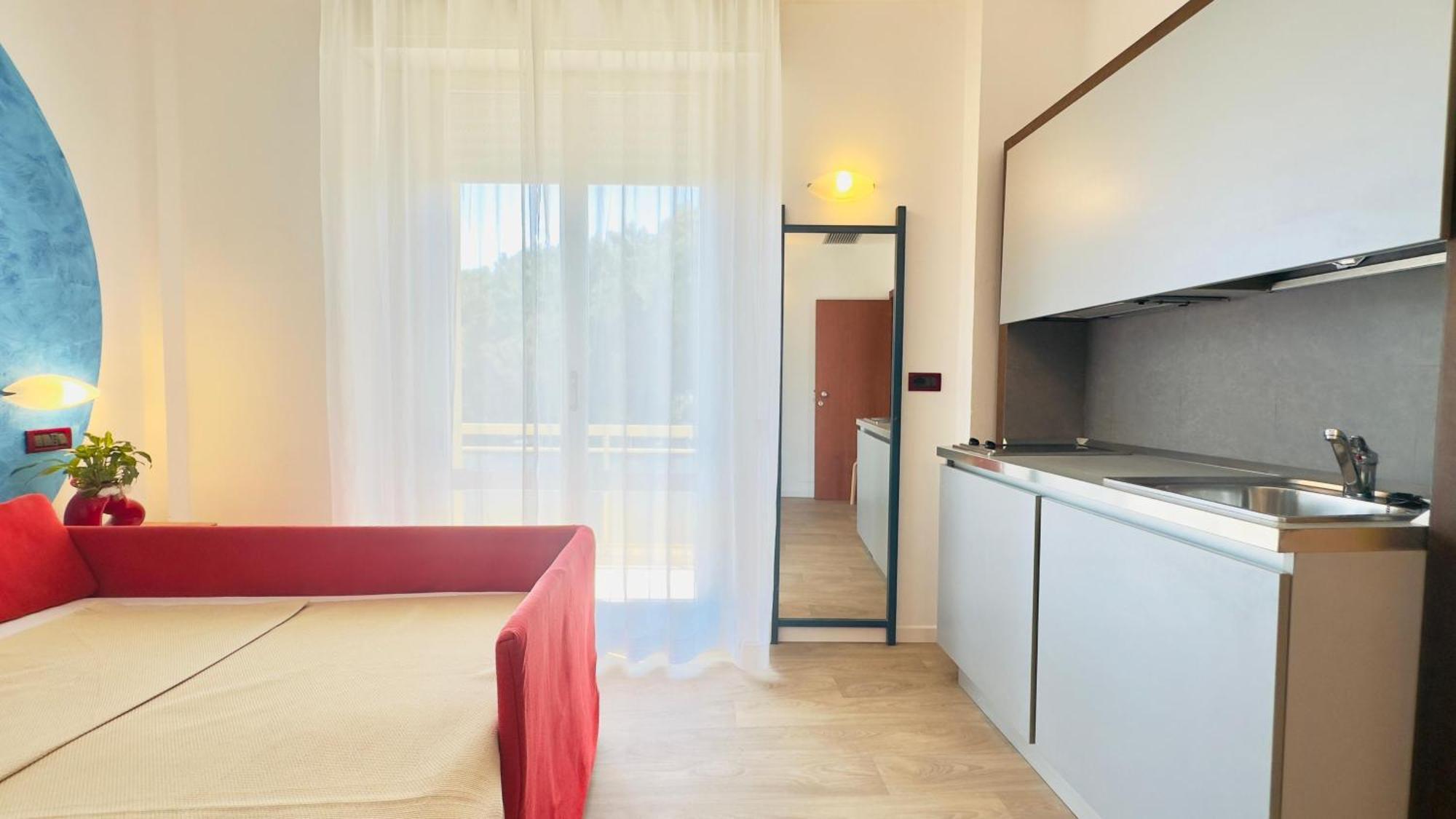 Aparthotel &